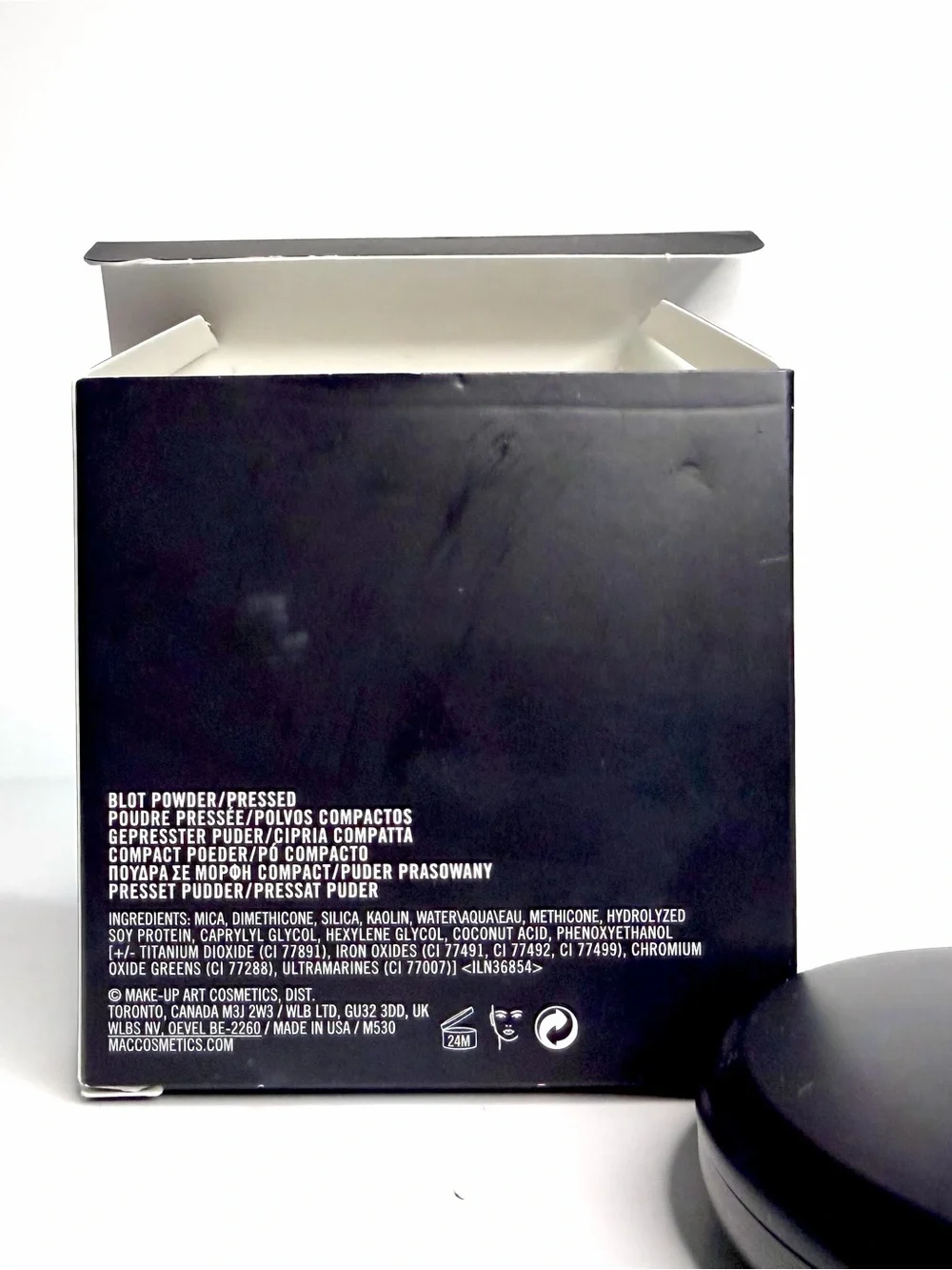 MAC Blot Powder Pressed Medium